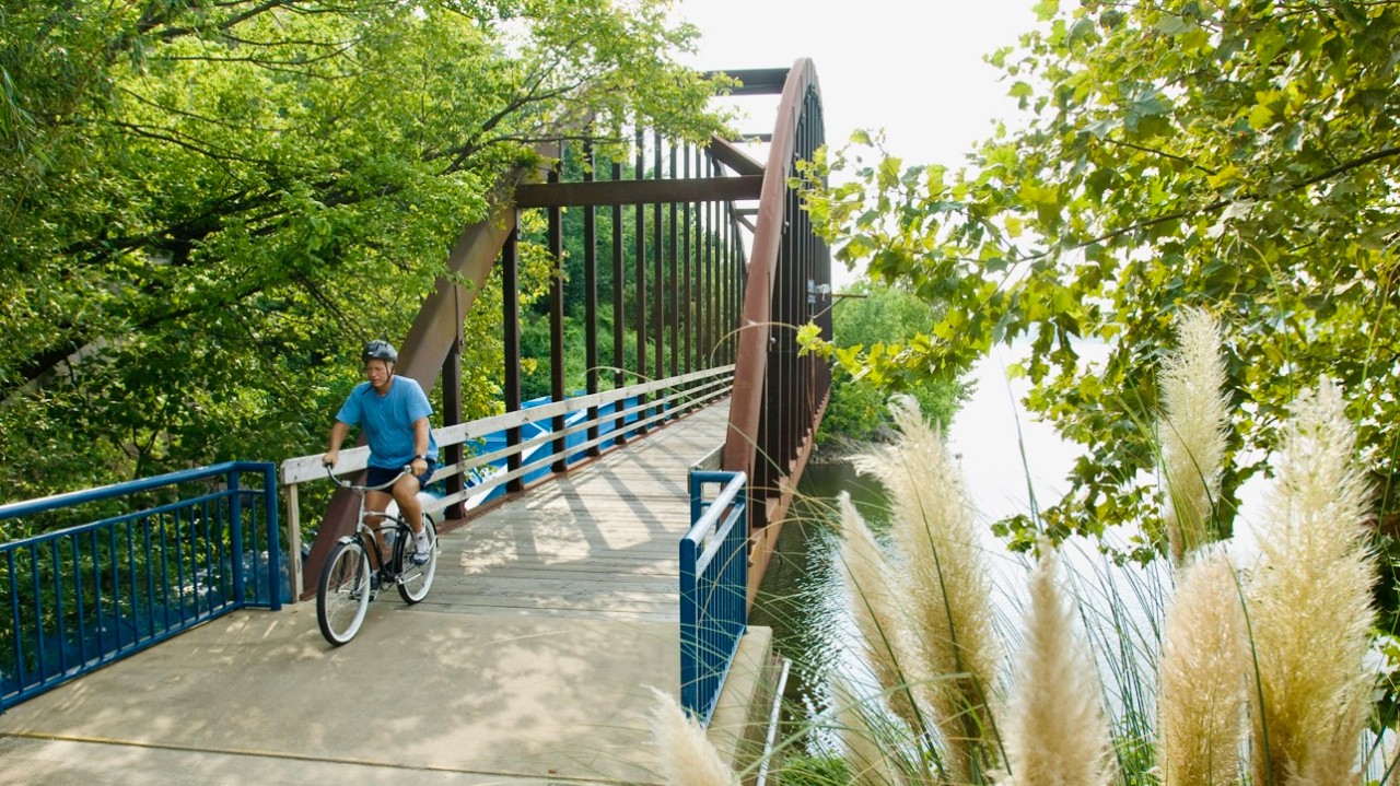Chatt_ped-bridge_landscape_72ppi 4 Chatt_ped-bridge_landscape_72ppi 4