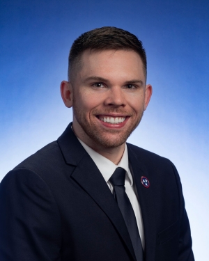 Dr. Adam Travis Dr Adam Travis