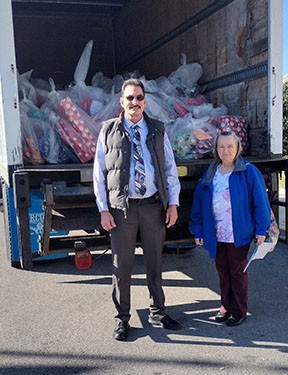 MCCX Staff With Trailer Loaded With Gifts MCCX Staff With Trailer Loaded With Gifts