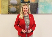 Lisa Piercey Receives Schaffner Award 111020