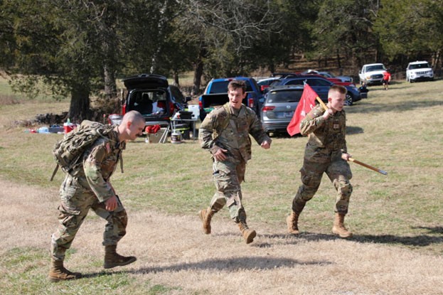 Members of Trenton’s 230th Engineer Battalion participate in a 12-hour ruck march relay called the ‘Black Toe Run,’ in Watertown, Feb. 3. More than 25 Tennessee Guardsmen split into two-person teams and rucked for 12 hours straight, alternating one at a time, around a 5.1-mile trail at Hardin Farm. (Photo by Sgt. 1st Class Timothy Cordeiro)