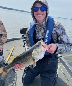Capt. Jake Davis Guide Trips on Normandy Lake